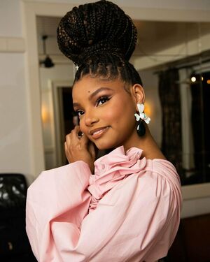 Halle Bailey OnlyFans Leak Picture - Thumbnail qGvf8nElLH