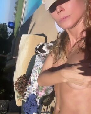 Heidi Klum OnlyFans Leak Picture - Thumbnail TtpdYcu5Ms