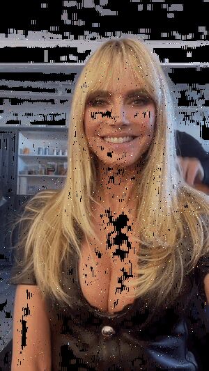 Heidi Klum OnlyFans Leak Picture - Thumbnail mRd3EPcIuO