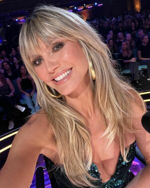 Heidi Klum OnlyFans Leak Picture - Thumbnail zhHH876D62