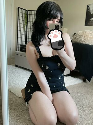 Hiso Neko OnlyFans Leak Picture - Thumbnail V77G2f2ZUV