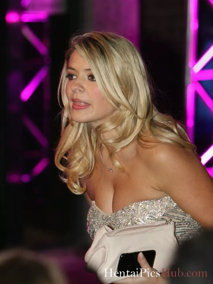 Holly Willoughby Nude OnlyFans Leak Photo rmbHTSubBk