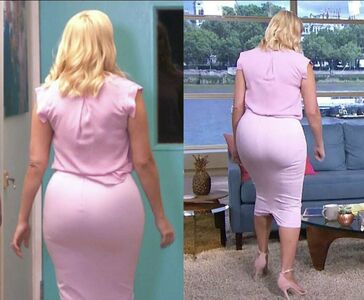 Holly Willoughby OnlyFans Leak Picture - Thumbnail 6LXj7obfvB