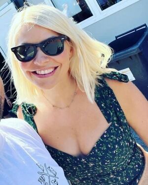 Holly Willoughby OnlyFans Leak Picture - Thumbnail atfHb1JL3i