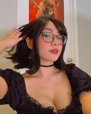 Honeebelle OnlyFans Leak Picture - Thumbnail x78kgCUYLa