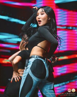 Hwasa OnlyFans Leak Picture - Thumbnail WIzgDC12bl