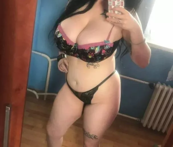 Inkedprincess90 OnlyFans Leak Picture - Thumbnail SnIDik7xvv