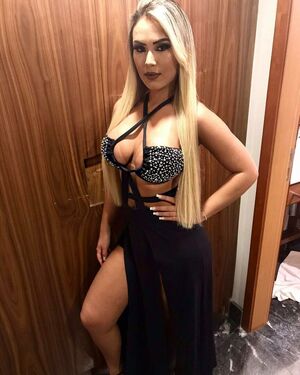 Isabella Pinheiro OnlyFans Leak Picture - Thumbnail vLz5PEOQRS