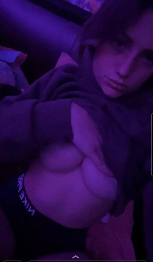 Itsadelecash OnlyFans Leak Picture - Thumbnail FlANwZcqq0