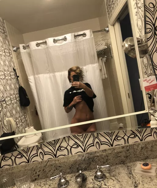 Jadastevens420 OnlyFans Leak Picture - Thumbnail hGgq3uBuzY