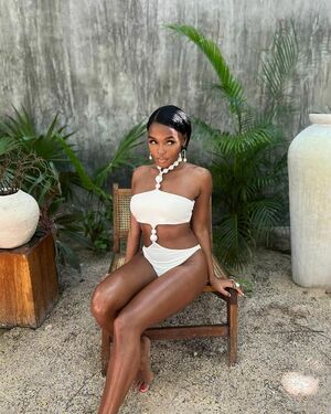 Janelle Monae OnlyFans Leak Picture - Thumbnail GKHfJibYJw