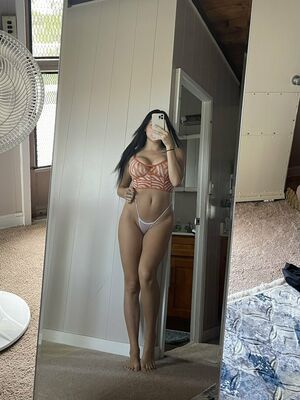 Jerii.nelson OnlyFans Leak Picture - Thumbnail LI7DILmEug