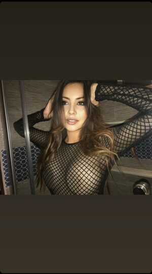 Jessvictoria OnlyFans Leak Picture - Thumbnail PoMJRzd7RI