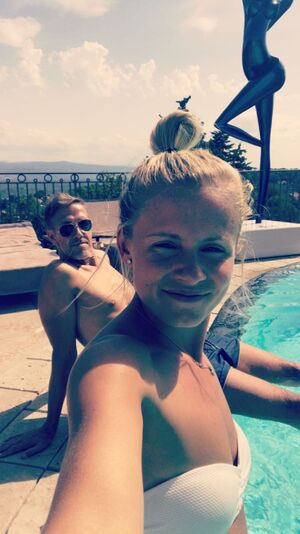 Julia Simic OnlyFans Leak Picture - Thumbnail 3BcYDkvleJ