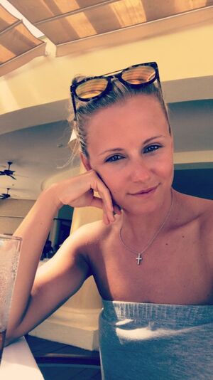 Julia Simic OnlyFans Leak Picture - Thumbnail 5okWQeo70b