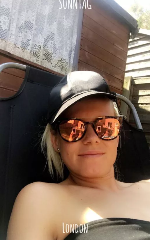 Julia Simic OnlyFans Leak Picture - Thumbnail luCTkD74Iz