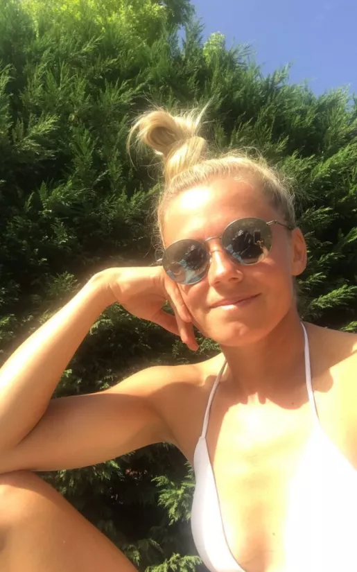 Julia Simic OnlyFans Leak Picture - Thumbnail tH8pnYBOjE