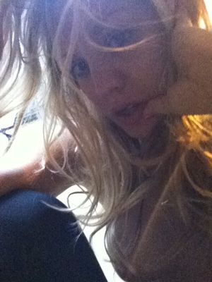 Kaley Cuoco OnlyFans Leak Picture - Thumbnail 3yPqQCvzFL