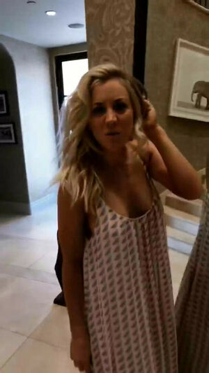 Kaley Cuoco OnlyFans Leak Picture - Thumbnail ImyWDkuUrb