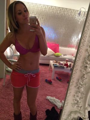 Kaley Cuoco OnlyFans Leak Picture - Thumbnail kOiu0Wqddl