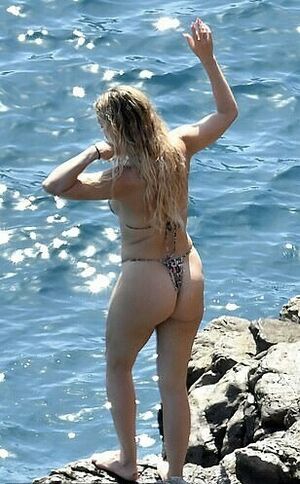 Kate Hudson OnlyFans Leak Picture - Thumbnail JoJeEH5qke