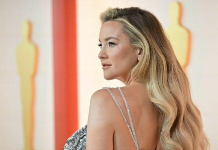 Kate Hudson OnlyFans Leak Picture - Thumbnail N2z9F3DqpL