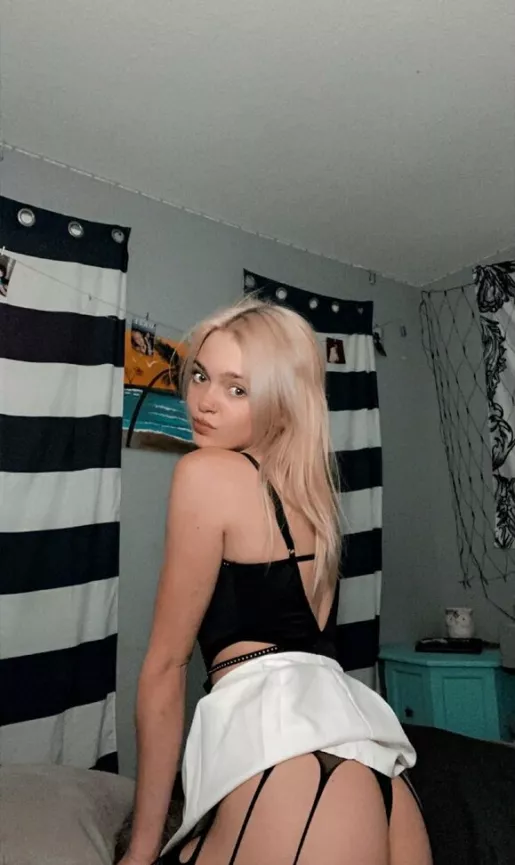 Kayleighbabyyy OnlyFans Leak Picture - Thumbnail 4OIg3TmM95