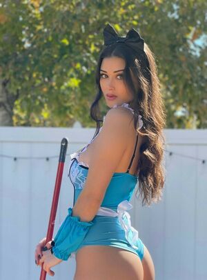 Keilah Kang OnlyFans Leak Picture - Thumbnail jJ8TIlN0G4