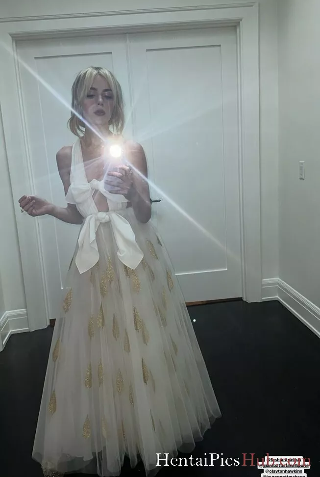 Kiernan Shipka Nude OnlyFans Leak Photo 0SI17IeRXv