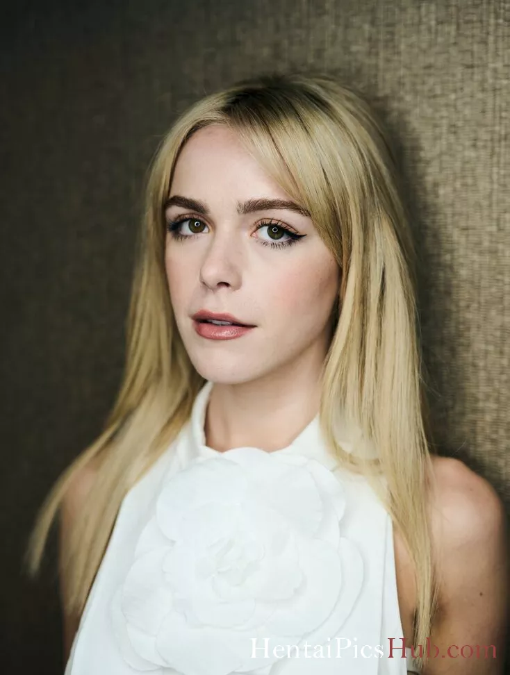 Kiernan Shipka Nude OnlyFans Leak Photo AIaR8lTdVL