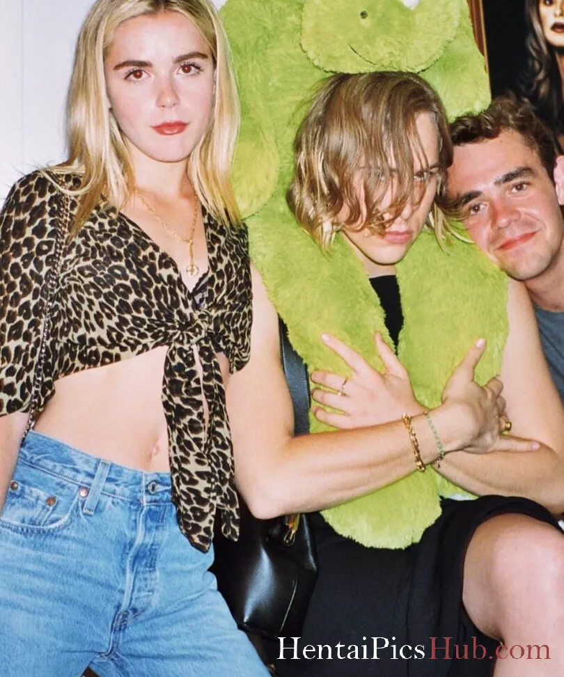 Kiernan Shipka Nude OnlyFans Leak Photo M3UVqiNcVm