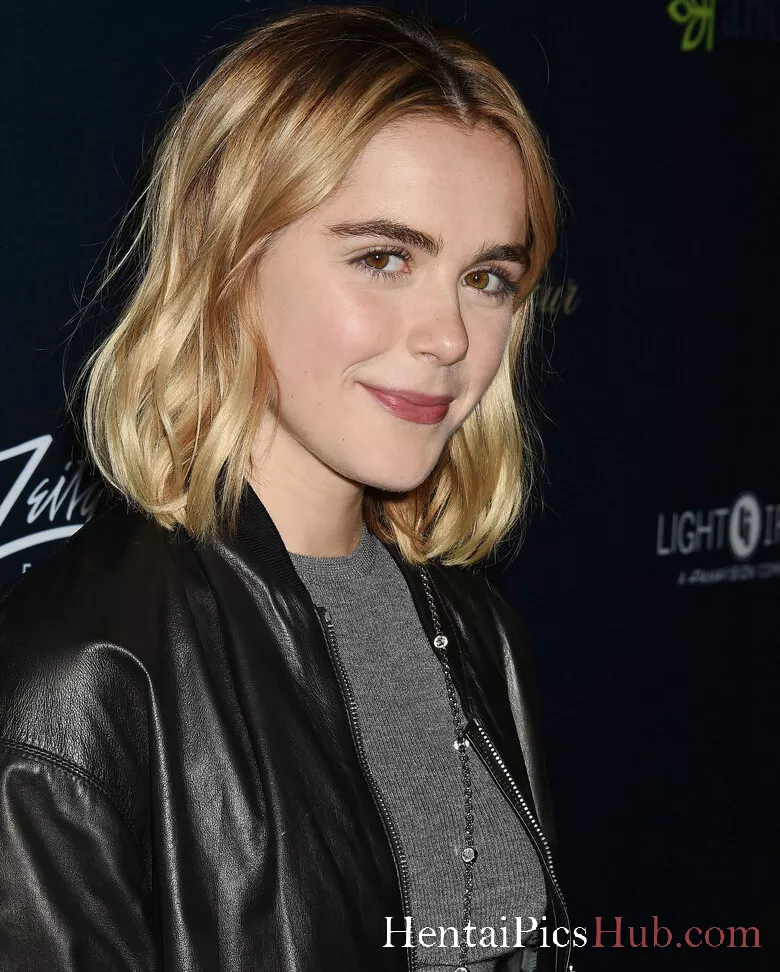 Kiernan Shipka Nude OnlyFans Leak Photo QTy5pkmPlm