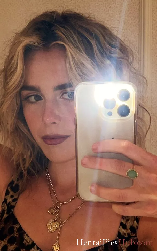 Kiernan Shipka Nude OnlyFans Leak Photo Rx9AKvvzW7