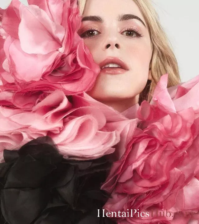 Kiernan Shipka Nude OnlyFans Leak Photo VDTt4Gb07d