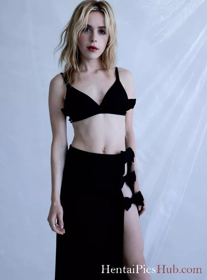 Kiernan Shipka Nude OnlyFans Leak Photo juqTa5RL3B