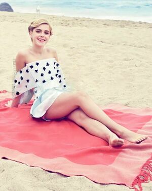 Kiernan Shipka OnlyFans Leak Picture - Thumbnail 0rU6ccZuyB