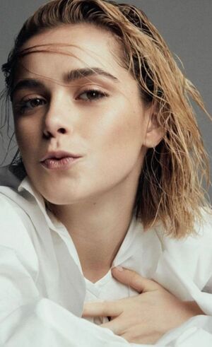 Kiernan Shipka OnlyFans Leak Picture - Thumbnail 3f7czsjoHd