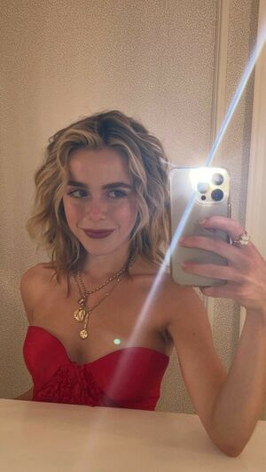 Kiernan Shipka OnlyFans Leak Picture - Thumbnail 61uLxrgbmq