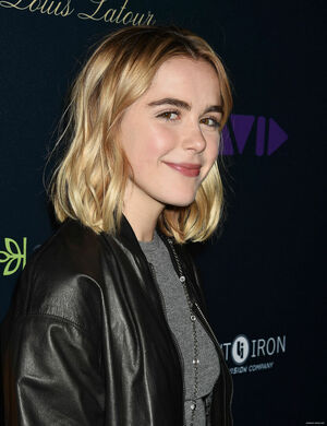 Kiernan Shipka OnlyFans Leak Picture - Thumbnail APqNSXEs6P