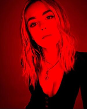 Kiernan Shipka OnlyFans Leak Picture - Thumbnail H8NpDXAuQG