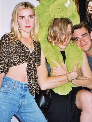 Kiernan Shipka OnlyFans Leak Picture - Thumbnail M3UVqiNcVm