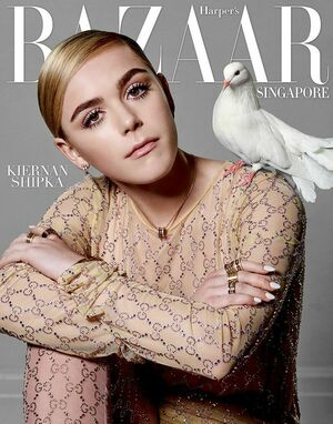 Kiernan Shipka OnlyFans Leak Picture - Thumbnail eMvEQREtng