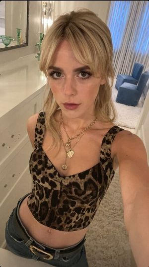 Kiernan Shipka OnlyFans Leak Picture - Thumbnail jCsXt5Lphv