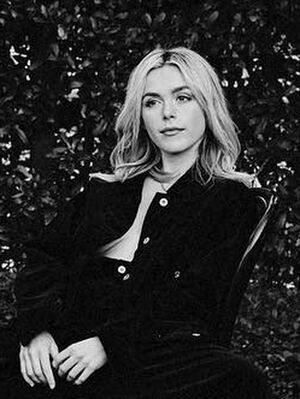 Kiernan Shipka OnlyFans Leak Picture - Thumbnail lLkaC7wCGr