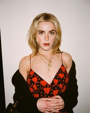 Kiernan Shipka OnlyFans Leak Picture - Thumbnail mTgijz3kXW