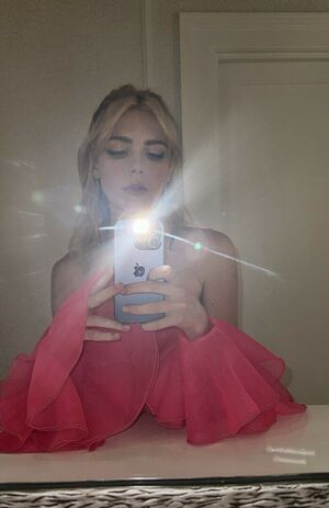 Kiernan Shipka OnlyFans Leak Picture - Thumbnail mh87mIQn3G