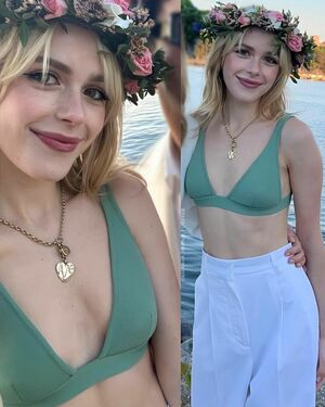 Kiernan Shipka OnlyFans Leak Picture - Thumbnail p0NaBNIcld