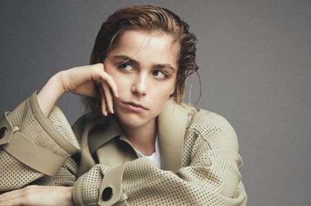 Kiernan Shipka OnlyFans Leak Picture - Thumbnail qzF3OW3e1n