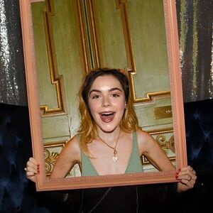 Kiernan Shipka OnlyFans Leak Picture - Thumbnail wLbsG8XBE1