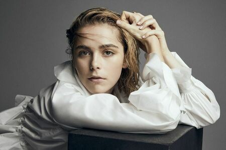 Kiernan Shipka OnlyFans Leak Picture - Thumbnail xWIbmdoBRR